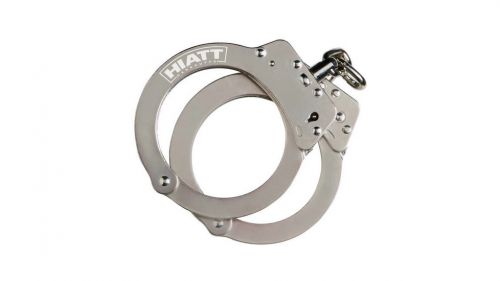 Monadnock Oversized Chain Handcuffs (Hiatt)